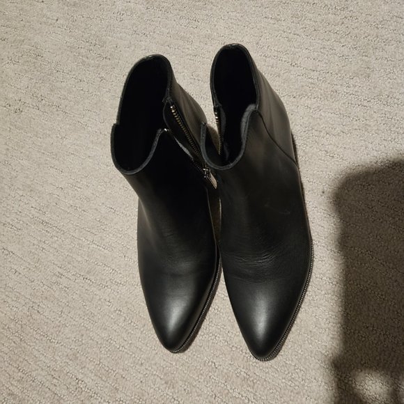 Black Thursday Downtown Booties - Picture 6 of 7